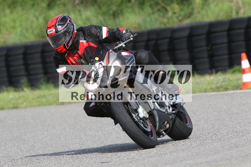 /Archiv-2025/10 23.04.2025 Cornu Master School ADR/gruen-vert/24